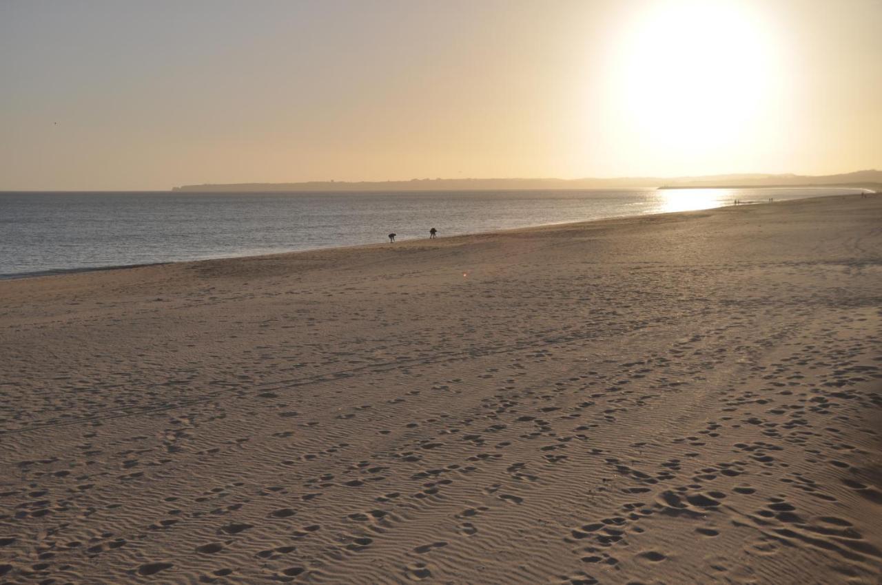 Few Steps To The Beach Alvor Exterior photo