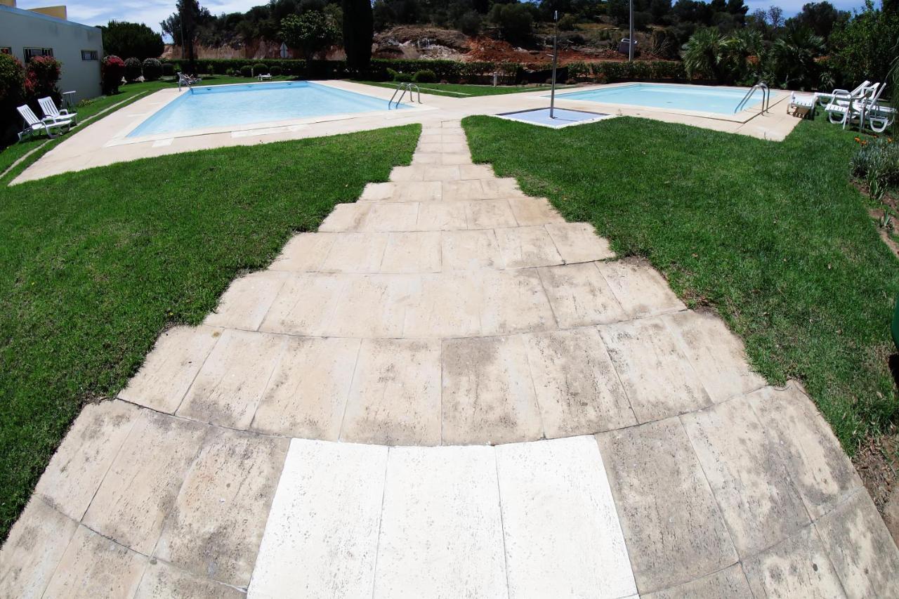 Few Steps To The Beach Alvor Exterior photo